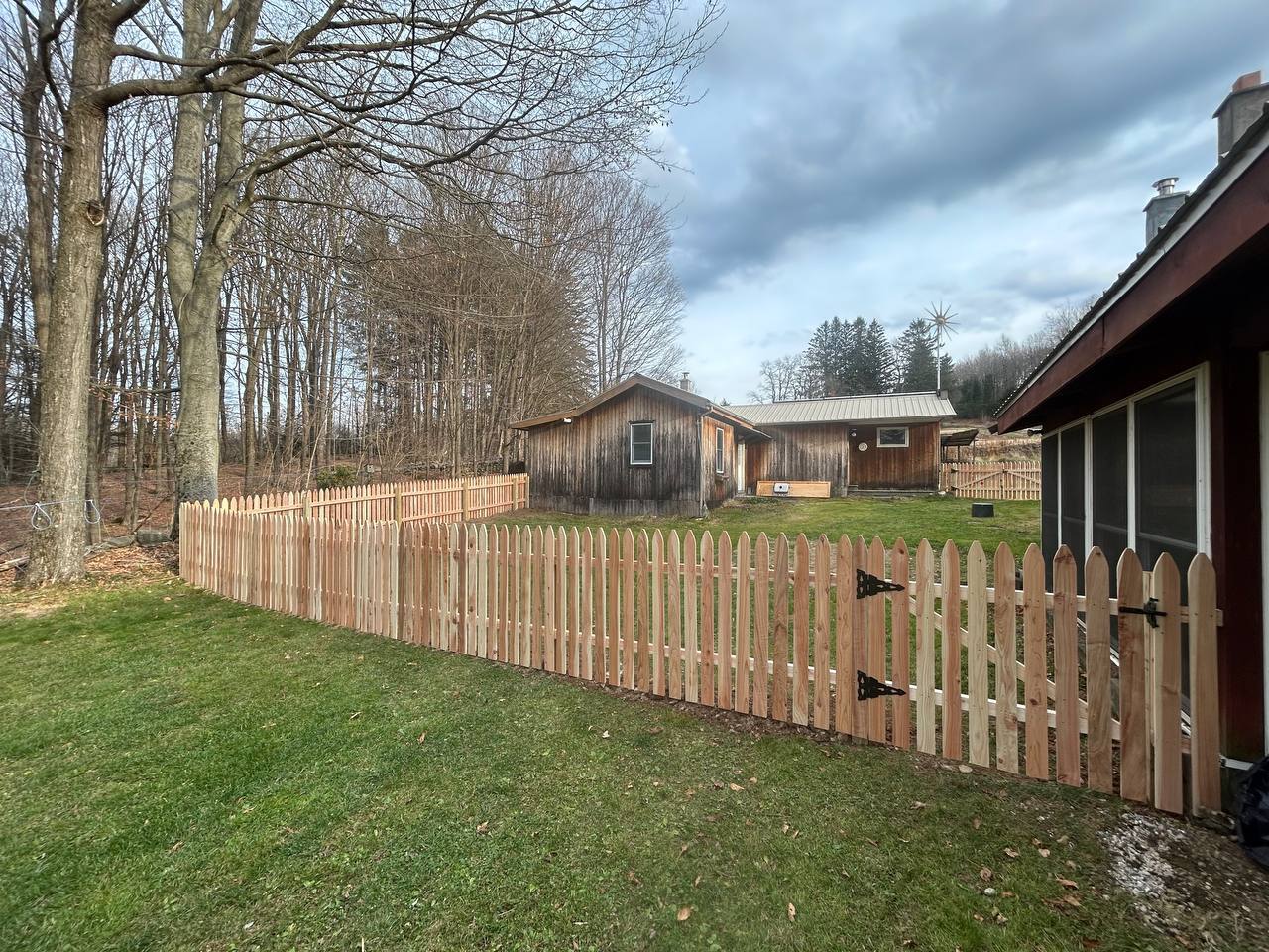 photo_4945428127660313853_y