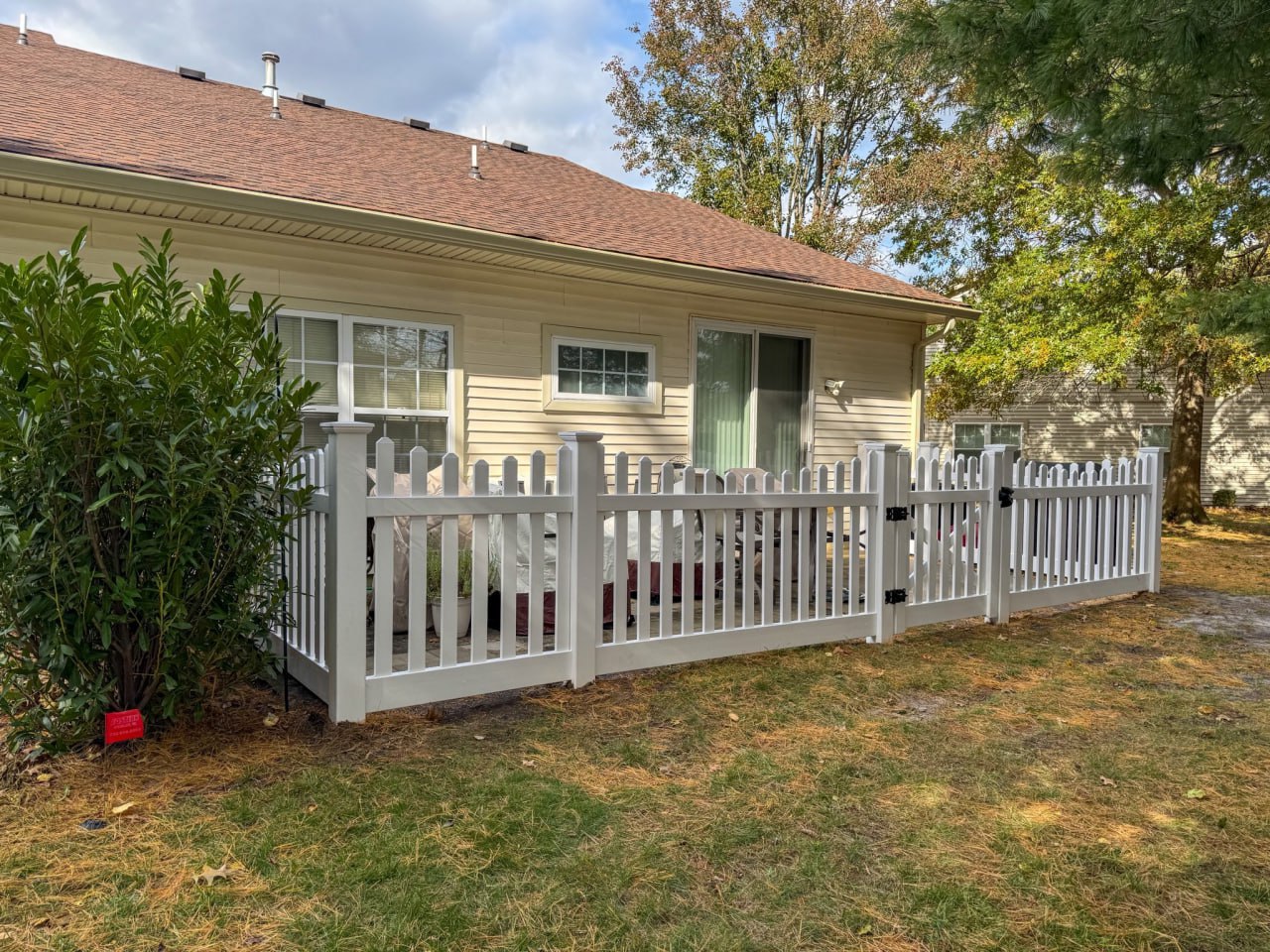 photo_6093462917262019768_y