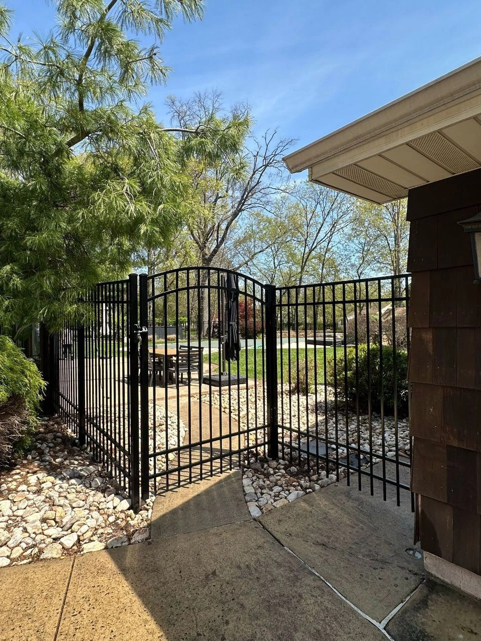 ezgif.com-webp-maker (30)